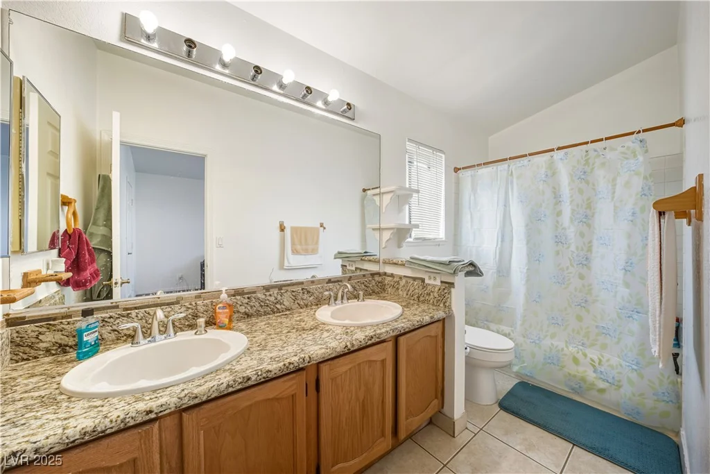 6656 Joe Michael, Las Vegas, NV 89108