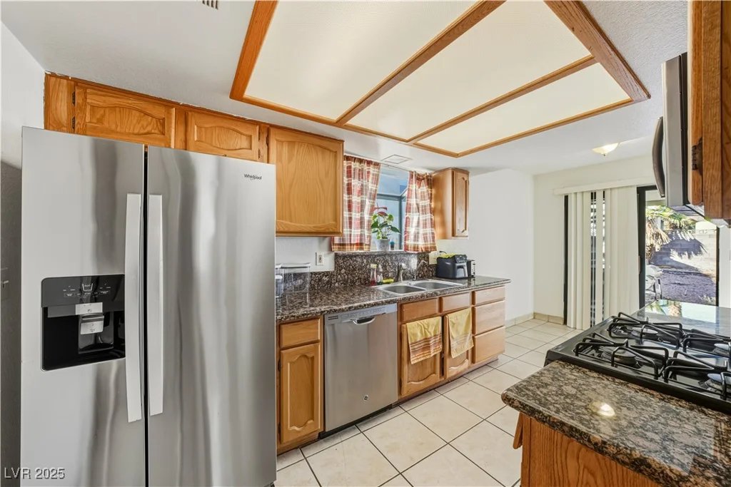 6656 Joe Michael, Las Vegas, NV 89108