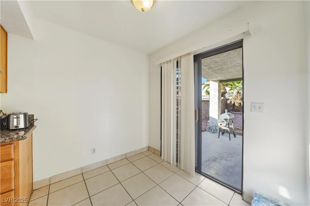 6656 Joe Michael, Las Vegas, NV 89108