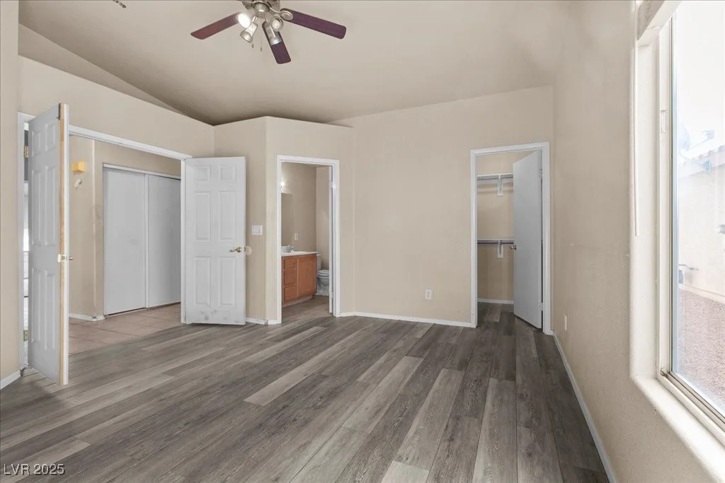 5223 Portland, North Las Vegas, NV 89031