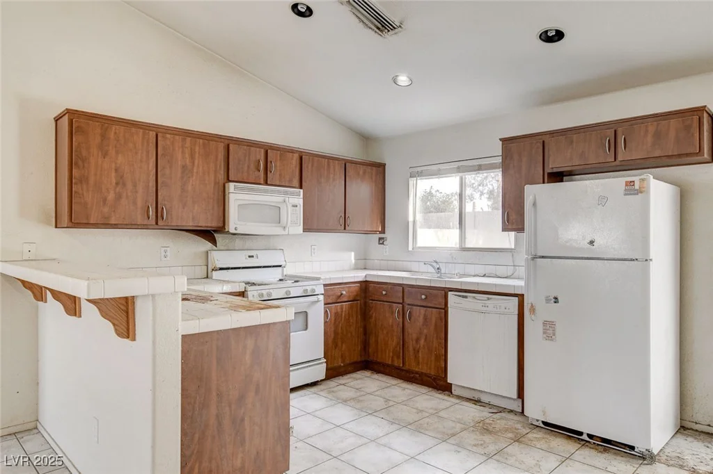 3808 Blue Dawn, North Las Vegas, NV 89032