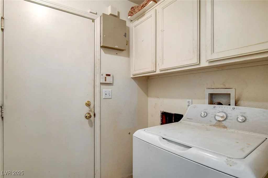 3808 Blue Dawn, North Las Vegas, NV 89032