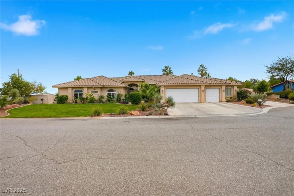 5865 Juliano, Las Vegas, NV 89149