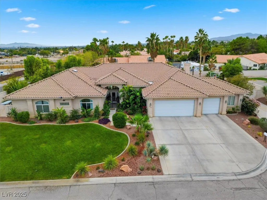 5865 Juliano, Las Vegas, NV 89149