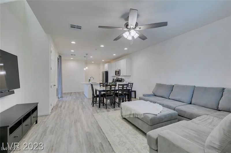 782 Water, Henderson, NV 89015