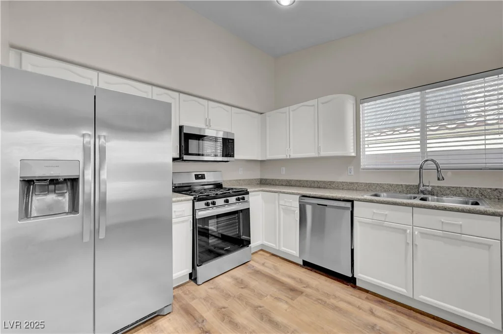 1507 Camino Summit, Henderson, NV 89012