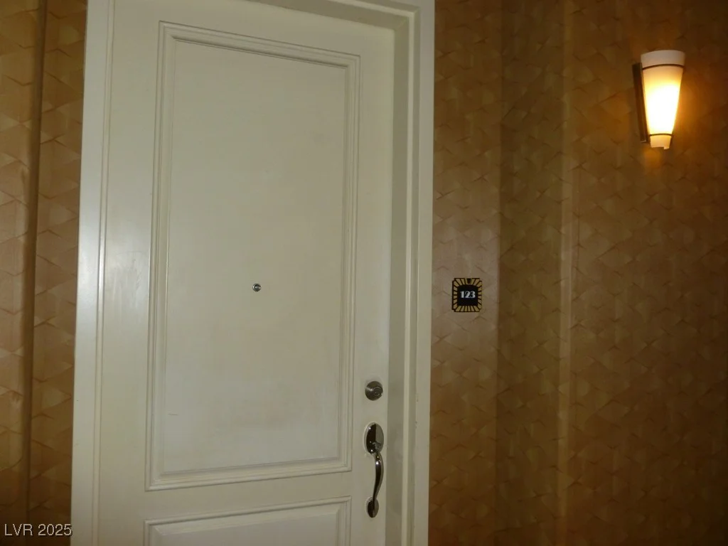 32 Serene, Las Vegas, NV 89123