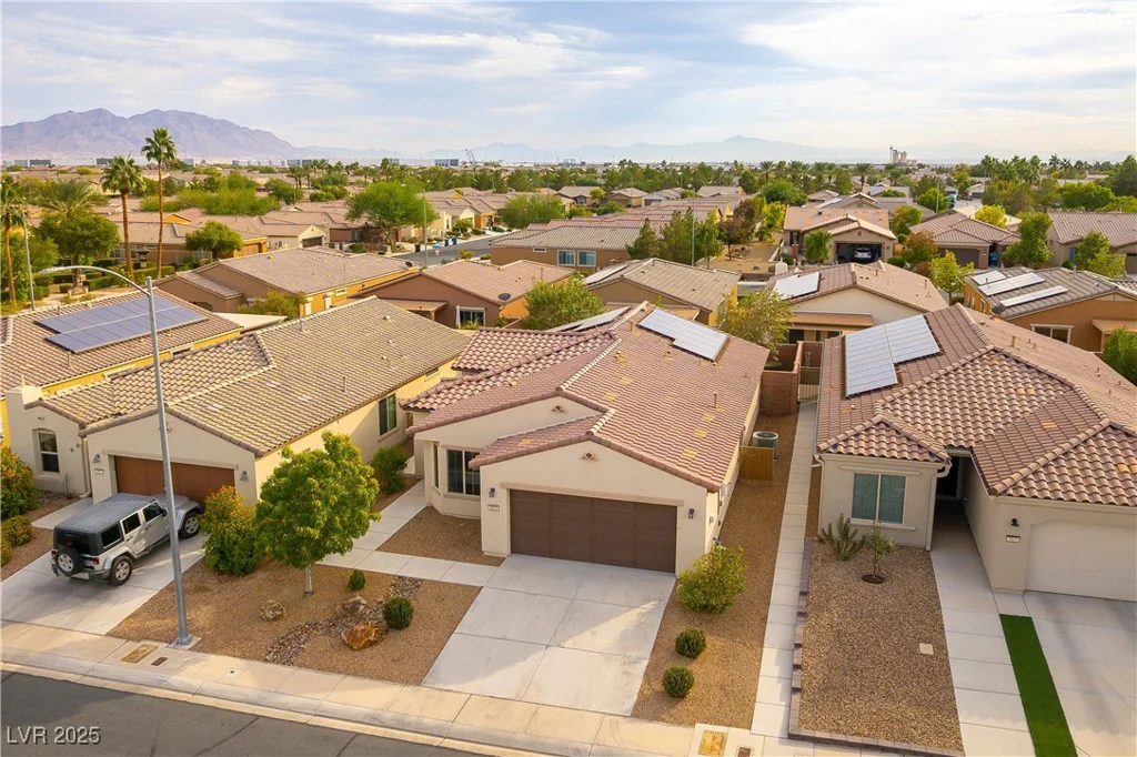 3813 Rocklin Peak, North Las Vegas, NV 89081