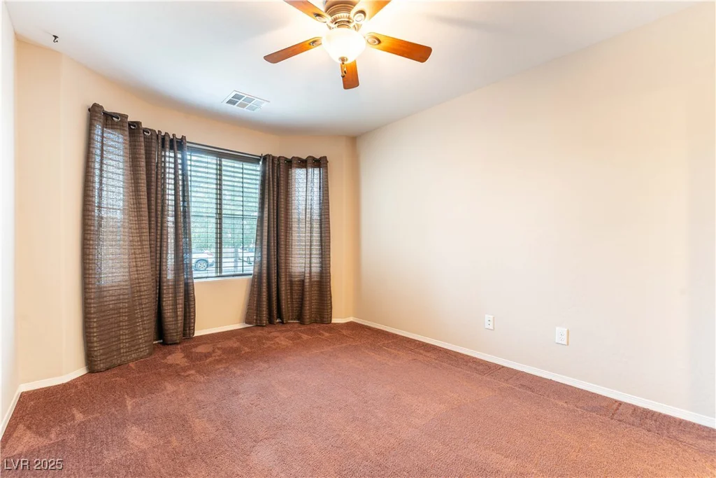 3813 Rocklin Peak, North Las Vegas, NV 89081