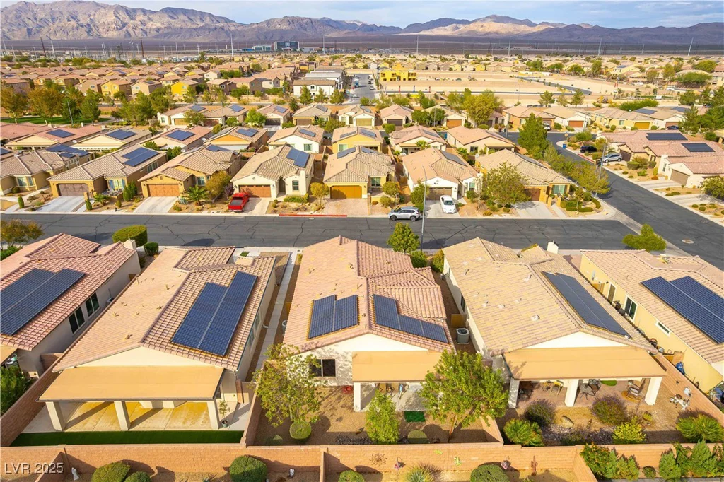 3813 Rocklin Peak, North Las Vegas, NV 89081