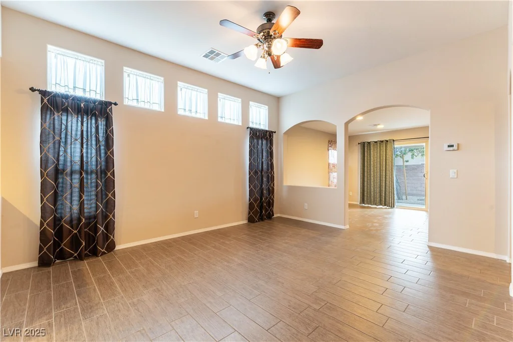 3813 Rocklin Peak, North Las Vegas, NV 89081