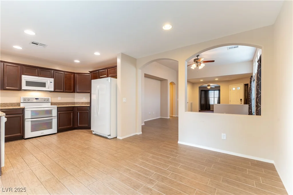 3813 Rocklin Peak, North Las Vegas, NV 89081