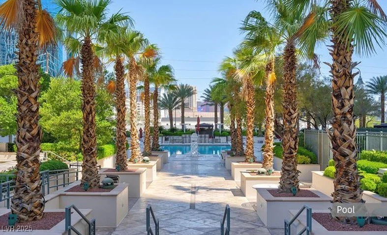 125 Harmon, Las Vegas, NV 89109