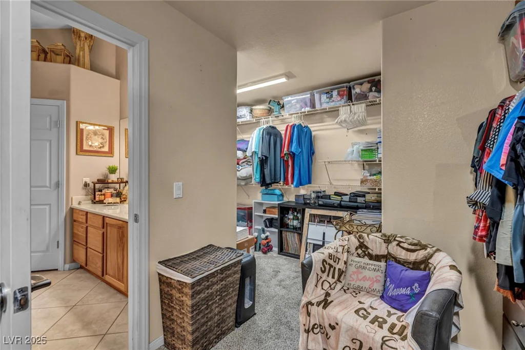 5578 River Highlands, Las Vegas, NV 89122