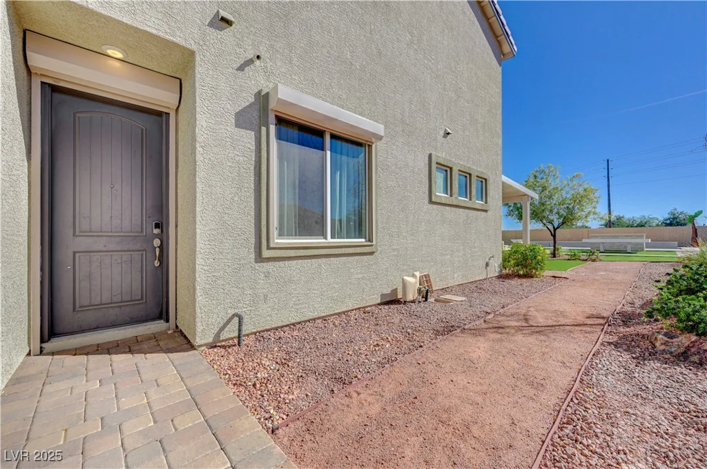 3728 River Heights, Logandale, NV 89021