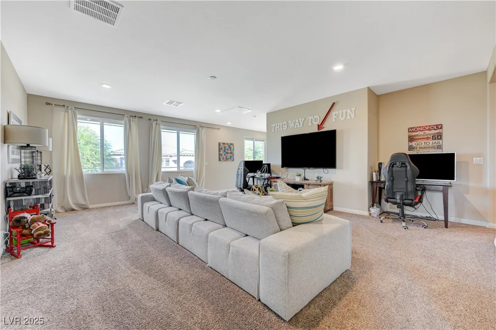 3728 River Heights, Logandale, NV 89021