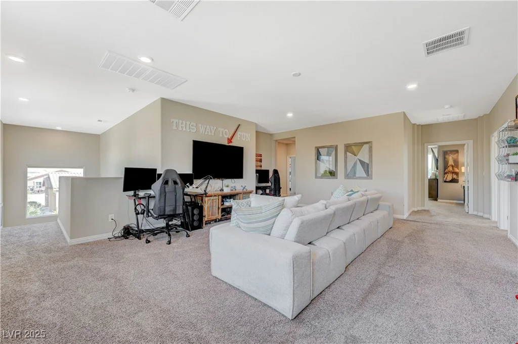 3728 River Heights, Logandale, NV 89021