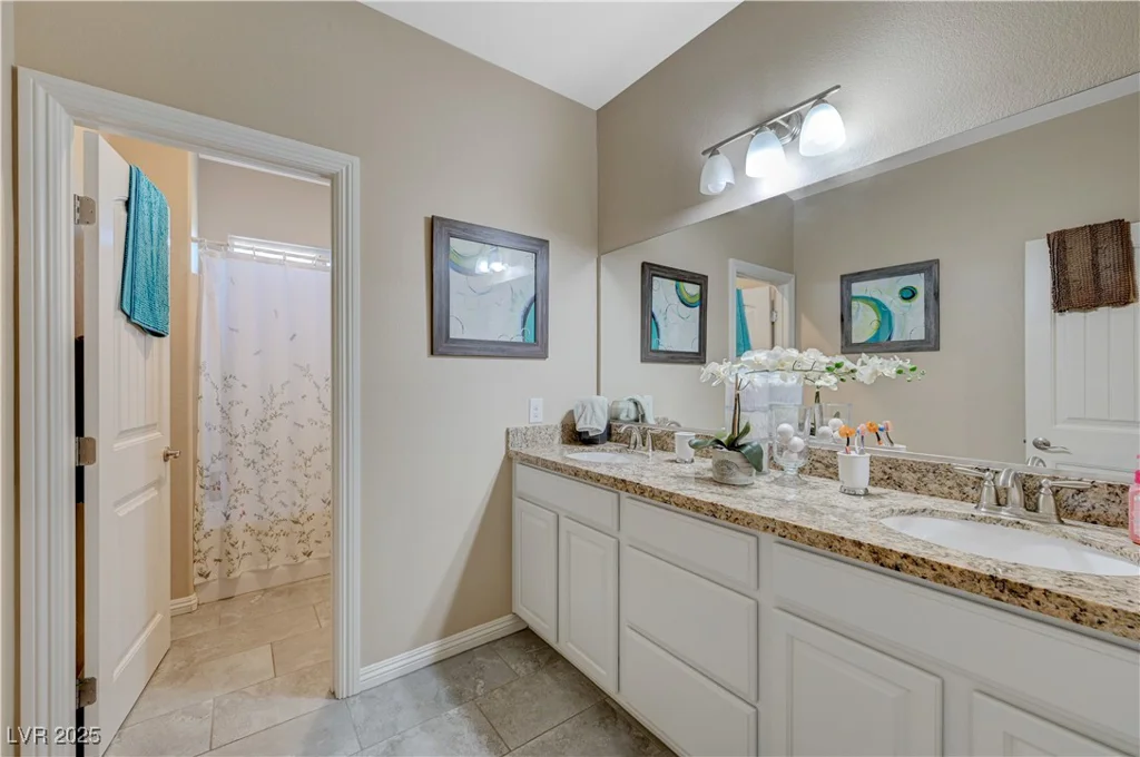 3728 River Heights, Logandale, NV 89021
