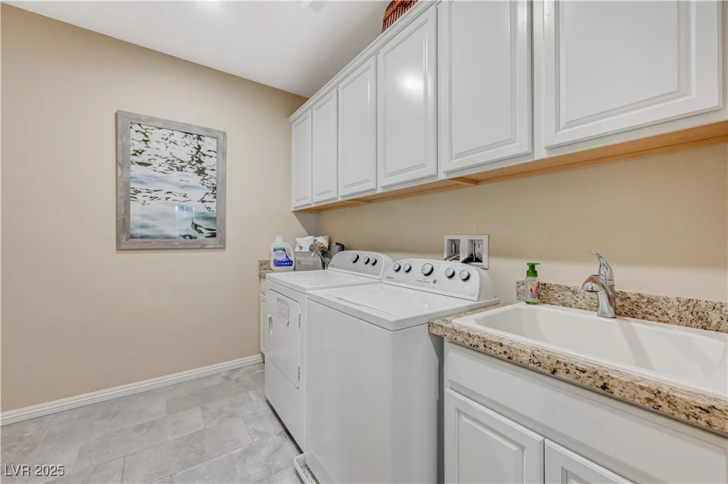 3728 River Heights, Logandale, NV 89021