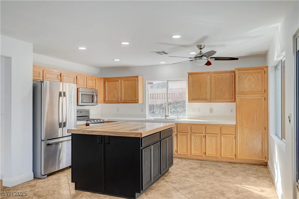 7908 Fall Harvest, Las Vegas, NV 89147