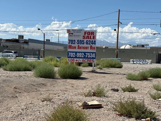 1022 Main, Las Vegas, NV 89101