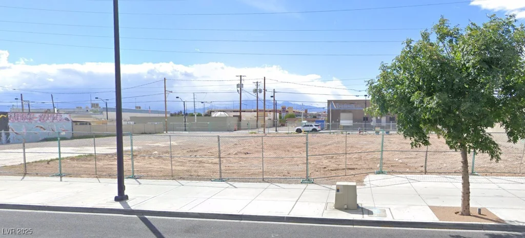 1022 Main, Las Vegas, NV 89101