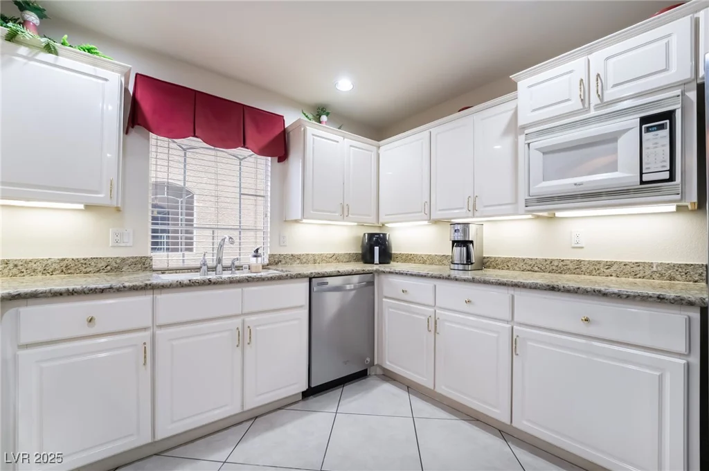 10931 Fintry Hills, Las Vegas, NV 89141