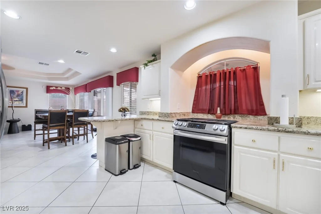 10931 Fintry Hills, Las Vegas, NV 89141