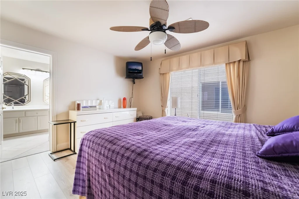 10931 Fintry Hills, Las Vegas, NV 89141