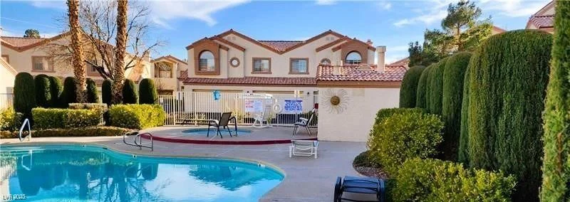 8301 Boseck, Las Vegas, NV 89145