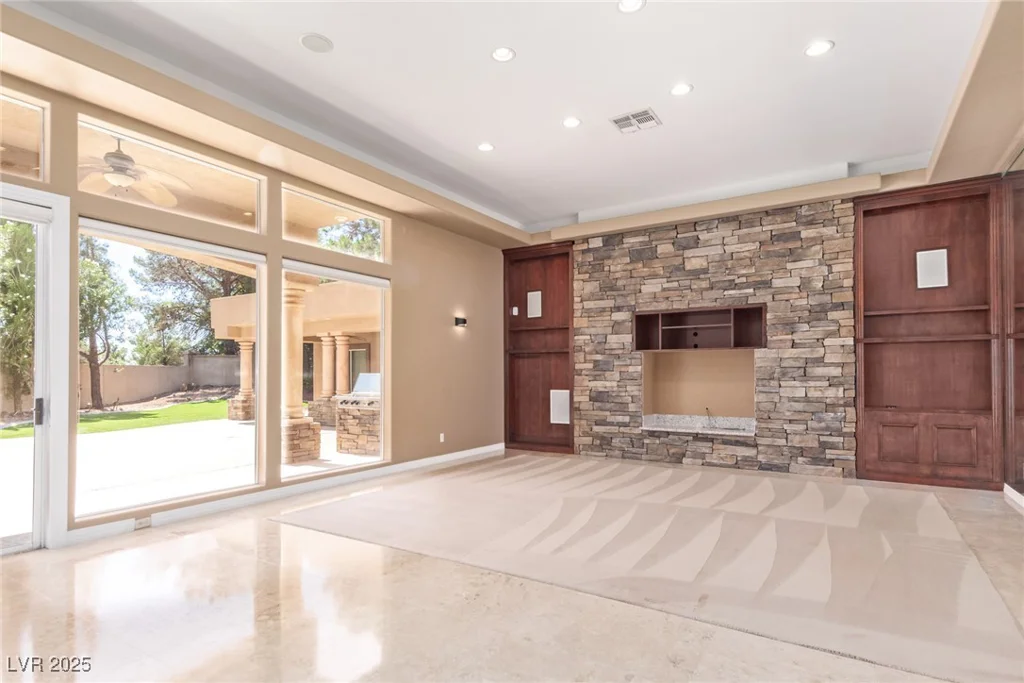 1008 Trophy Hills, Las Vegas, NV 89134