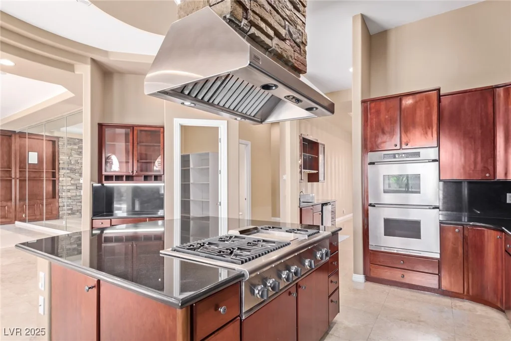 1008 Trophy Hills, Las Vegas, NV 89134