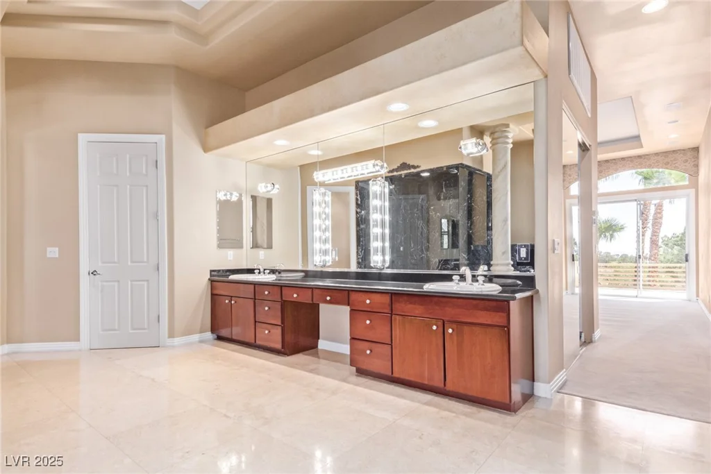 1008 Trophy Hills, Las Vegas, NV 89134