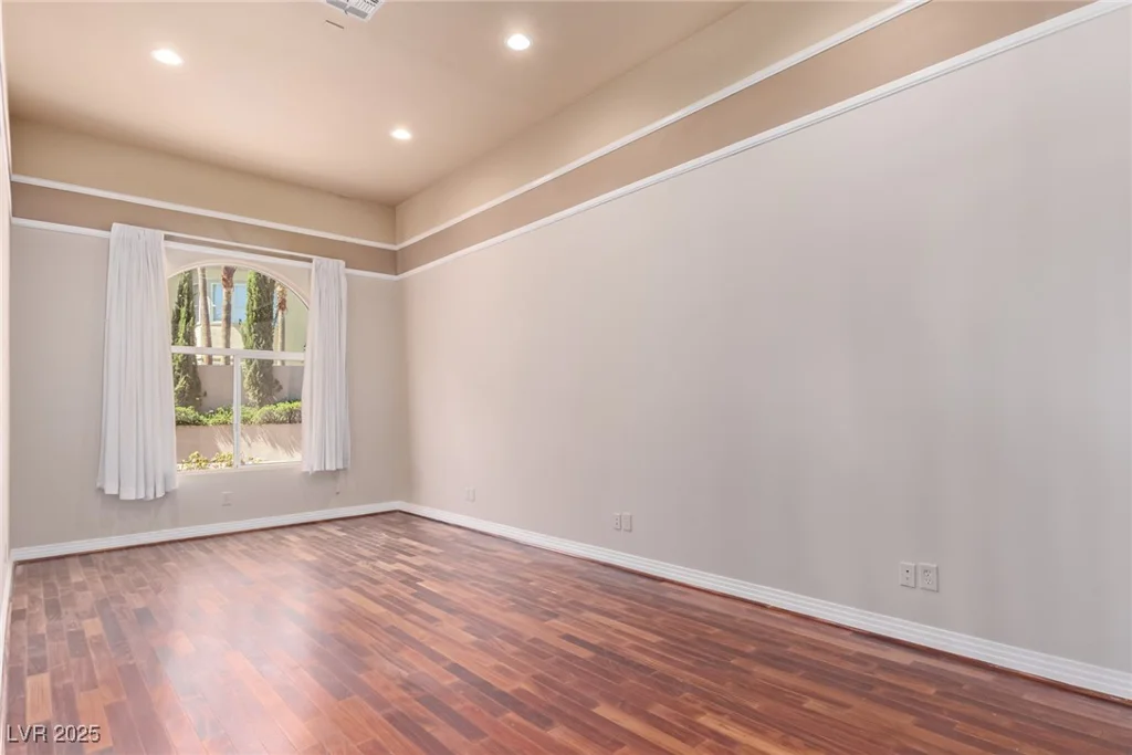 1008 Trophy Hills, Las Vegas, NV 89134