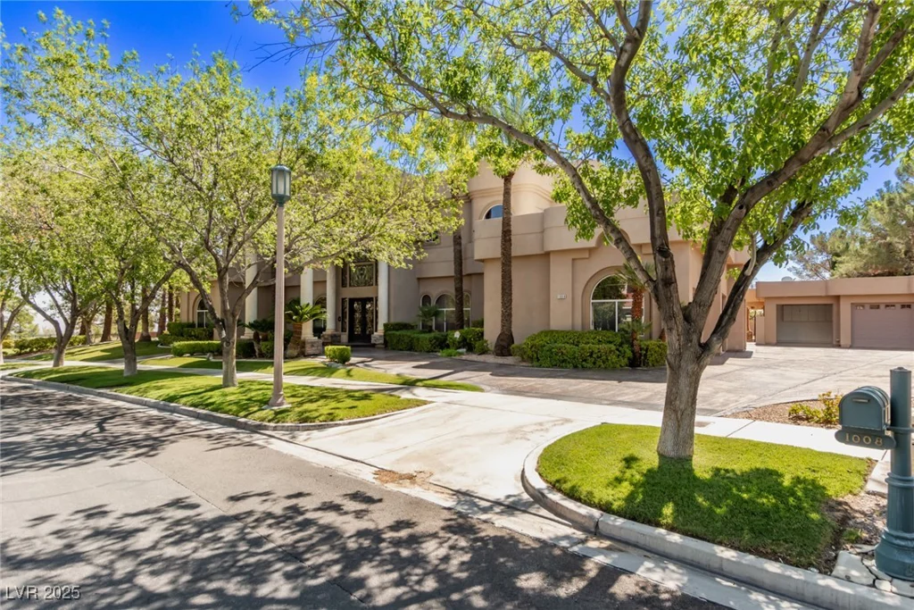 1008 Trophy Hills, Las Vegas, NV 89134