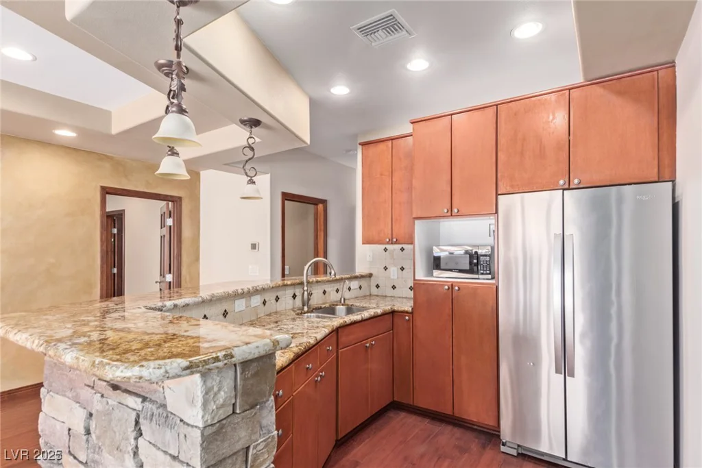 1008 Trophy Hills, Las Vegas, NV 89134