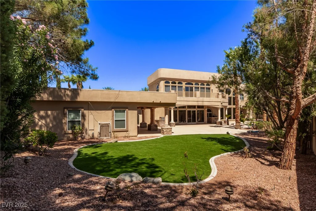 1008 Trophy Hills, Las Vegas, NV 89134