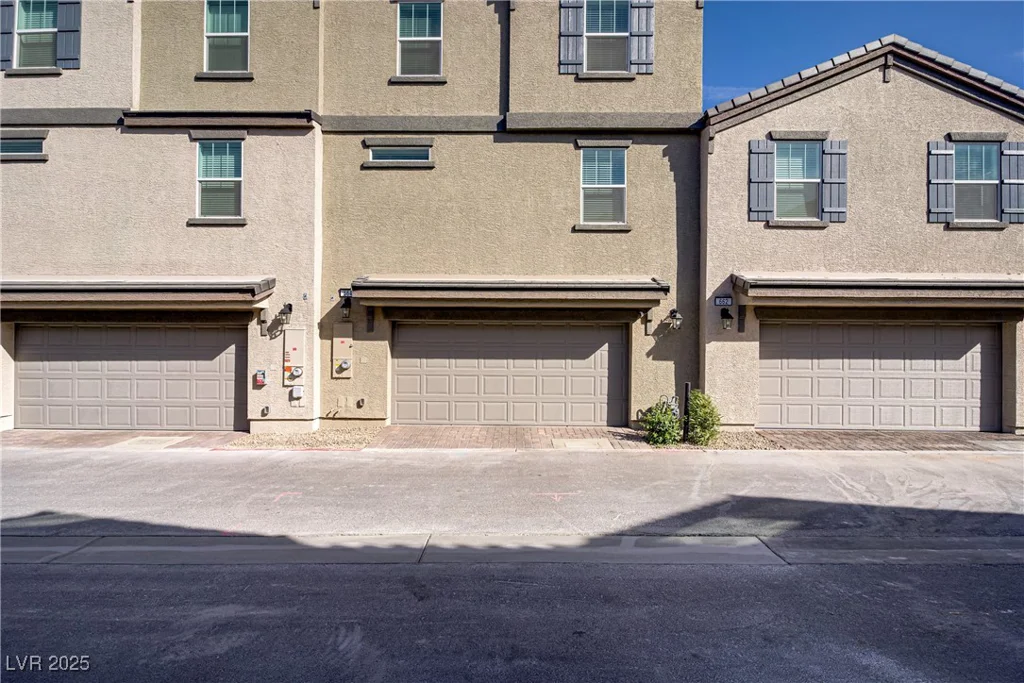 664 Foam Flower, Henderson, NV 89015