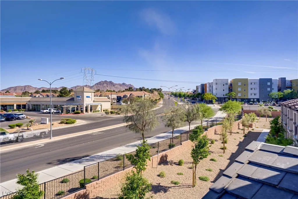 664 Foam Flower, Henderson, NV 89015
