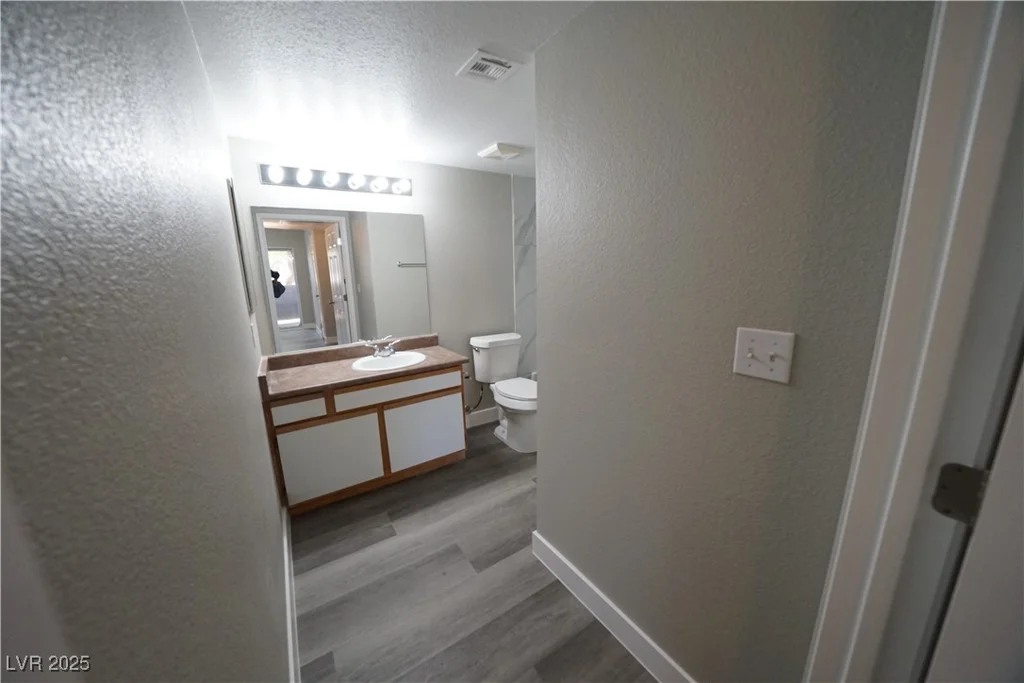 6650 Warm Springs, Las Vegas, NV 89118
