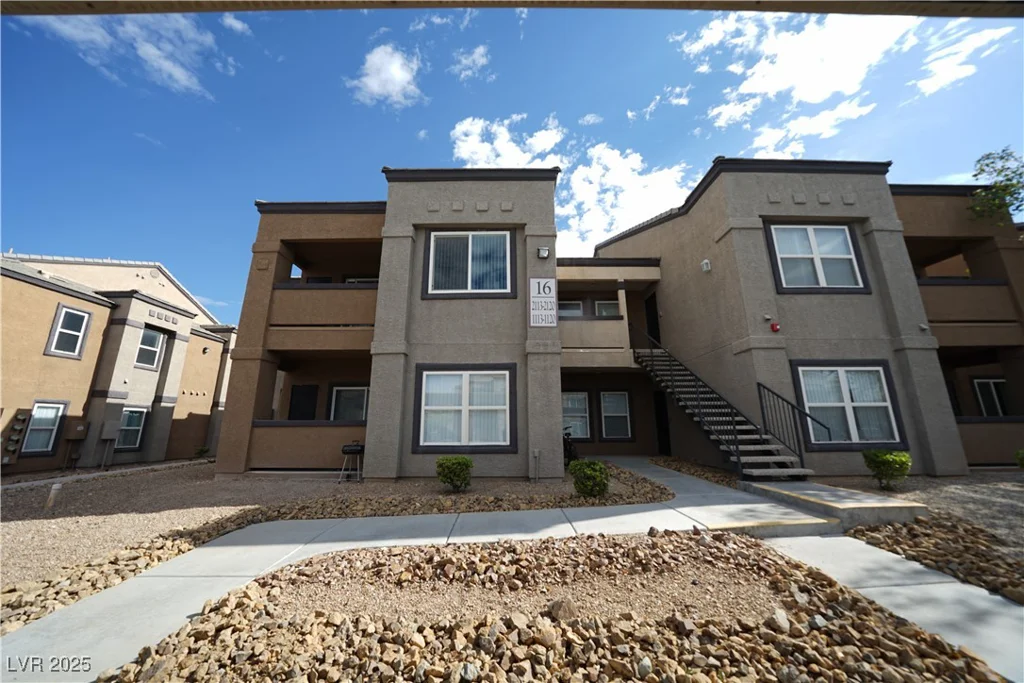 6650 Warm Springs, Las Vegas, NV 89118