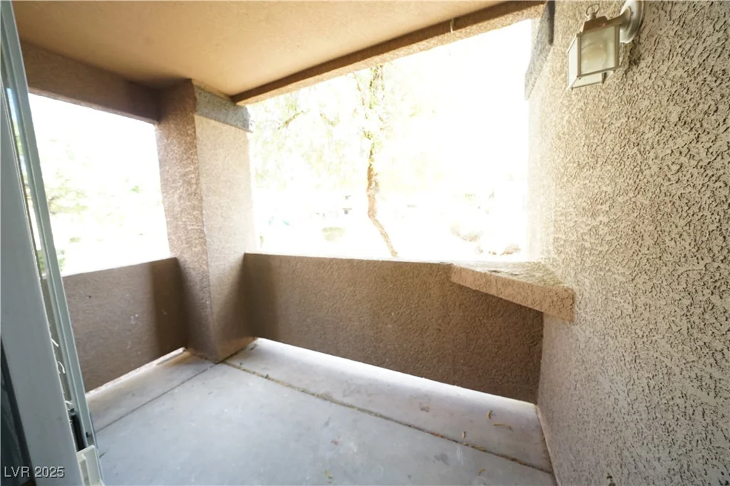 6650 Warm Springs, Las Vegas, NV 89118