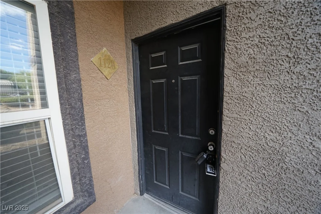 6650 Warm Springs, Las Vegas, NV 89118