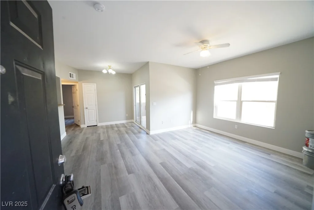6650 Warm Springs, Las Vegas, NV 89118