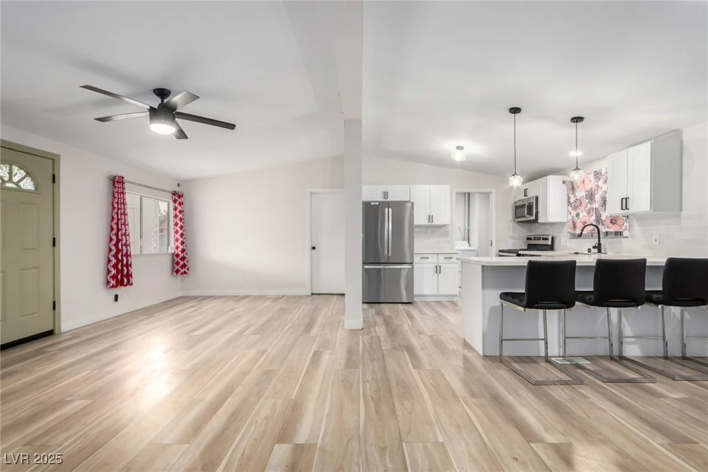 3426 Cactus Springs, Las Vegas, NV 89115