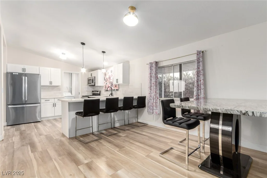 3426 Cactus Springs, Las Vegas, NV 89115