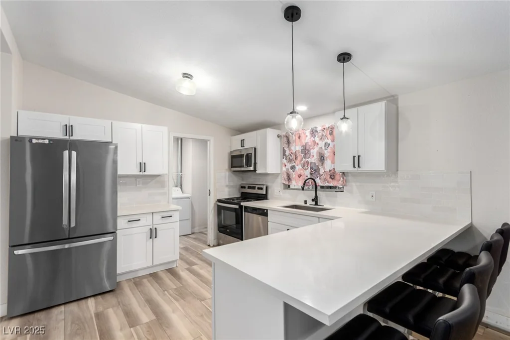 3426 Cactus Springs, Las Vegas, NV 89115