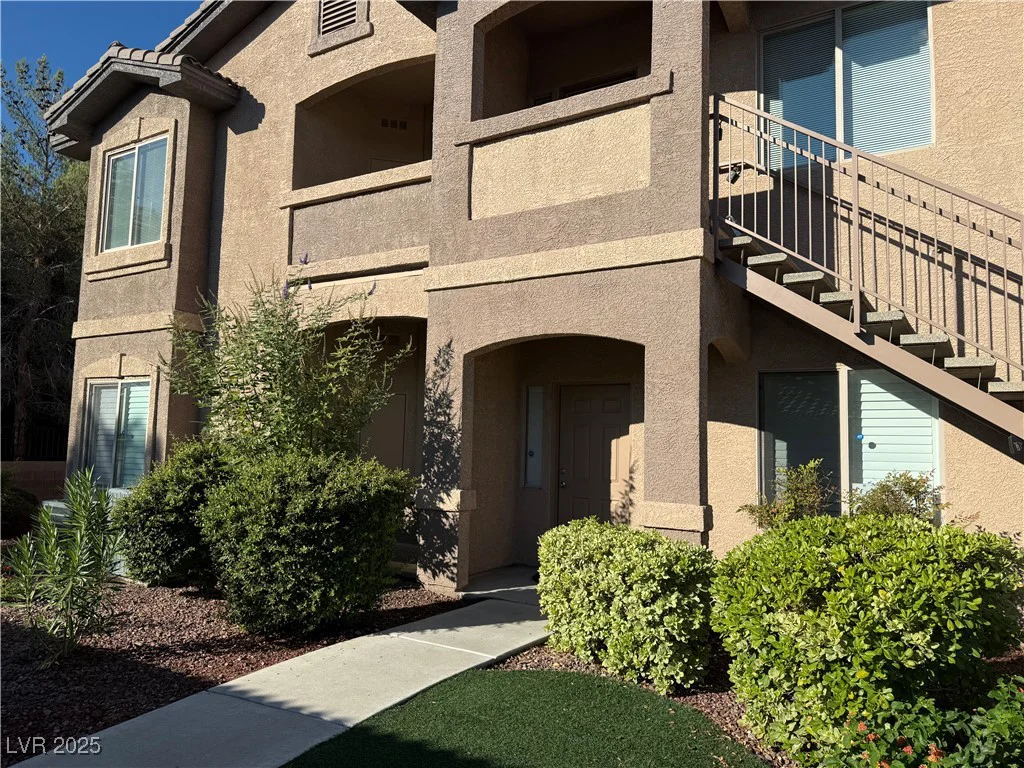 8805 Jeffreys, Las Vegas, NV 89123