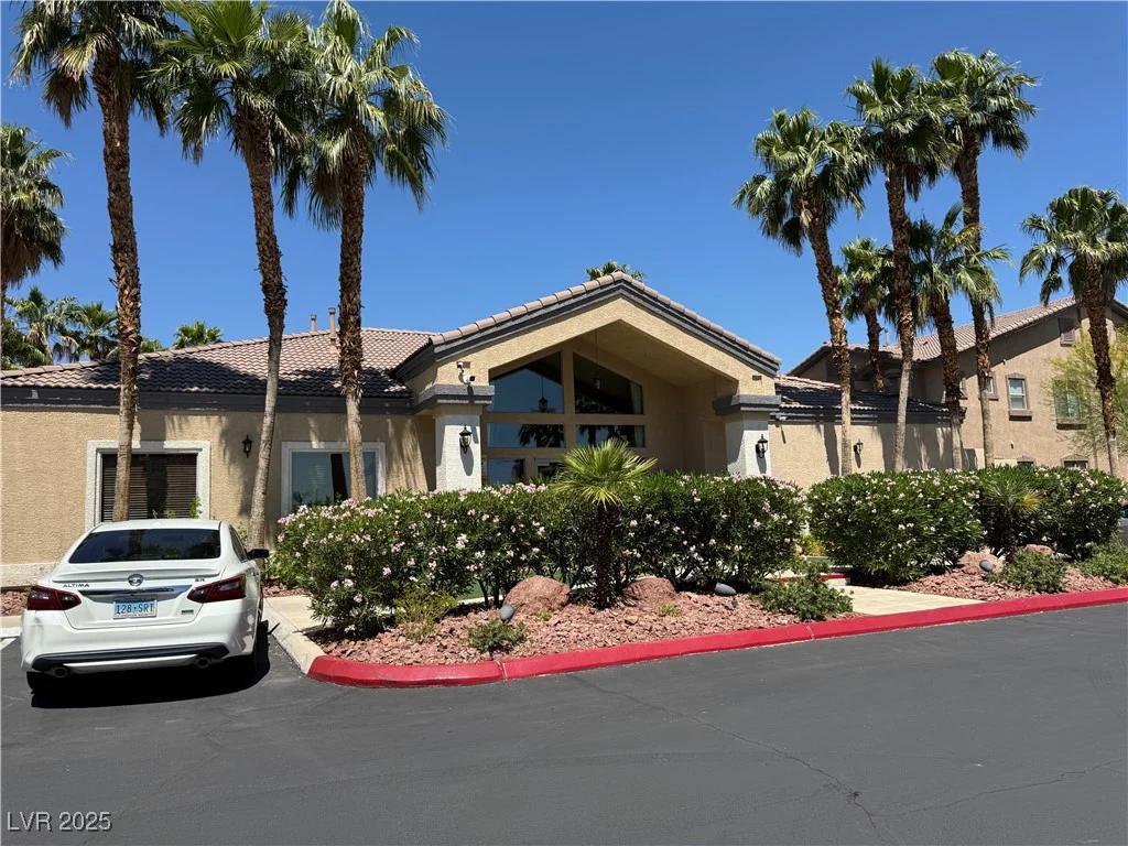 8805 Jeffreys, Las Vegas, NV 89123