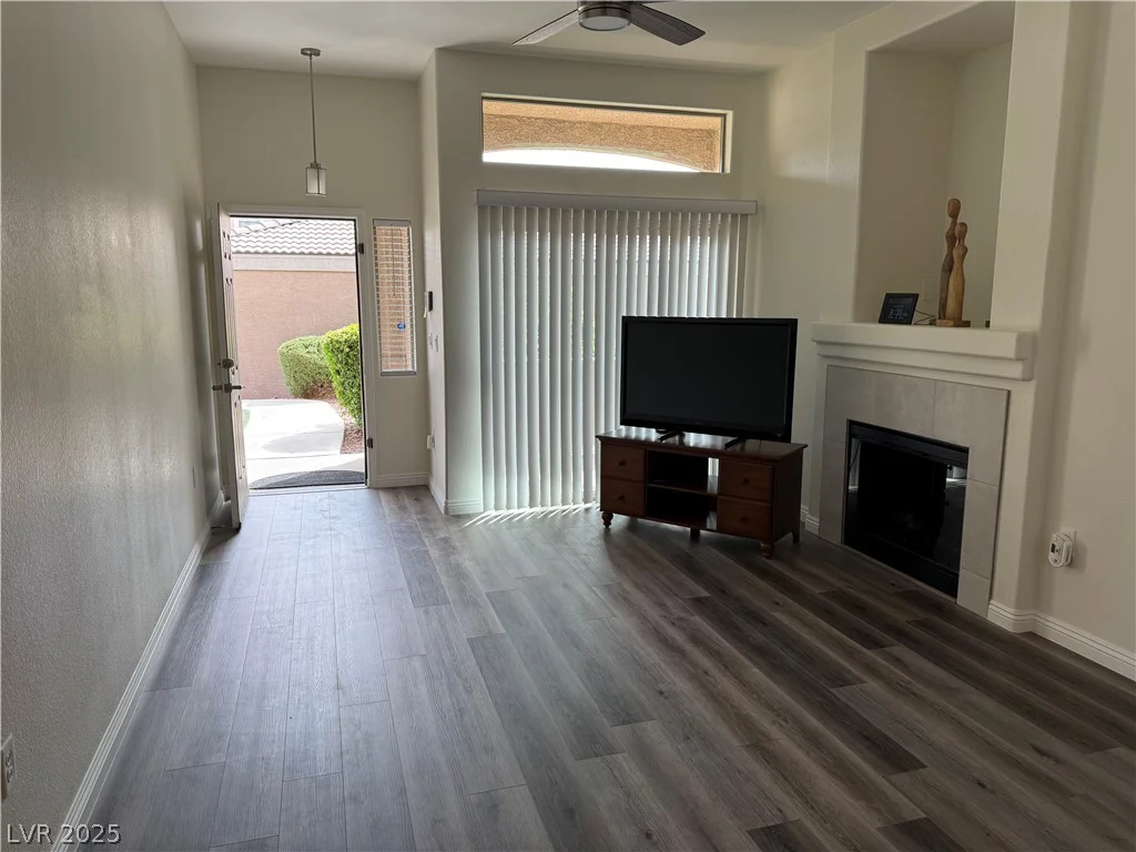 8805 Jeffreys, Las Vegas, NV 89123